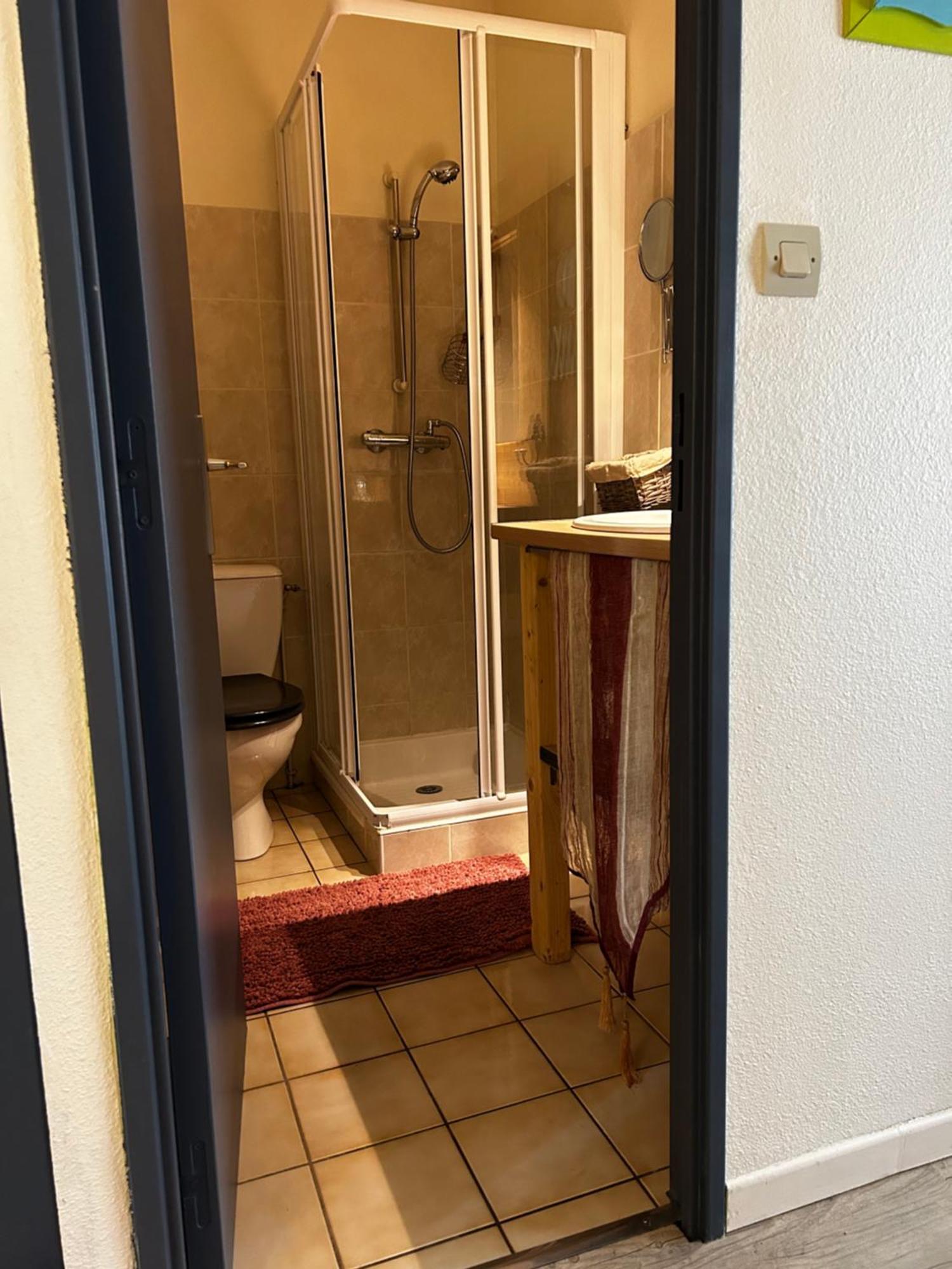Le Gast, Vaumeilh Esterno foto